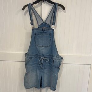 Maurices Blue Denim, cotton blend, adjustable straps, overalls size L